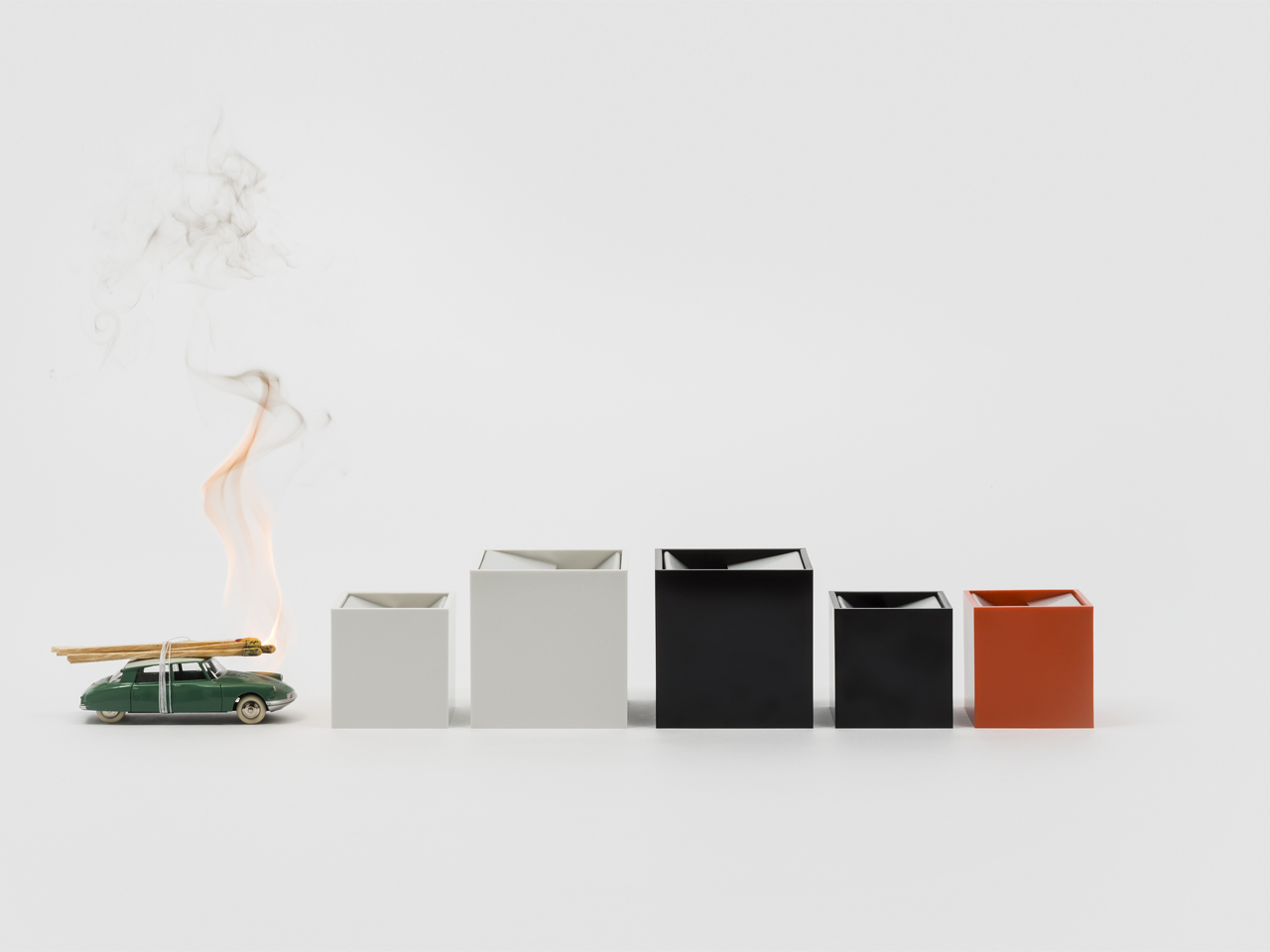 Cubo Ashtray by Danese Artemide Design Accessories